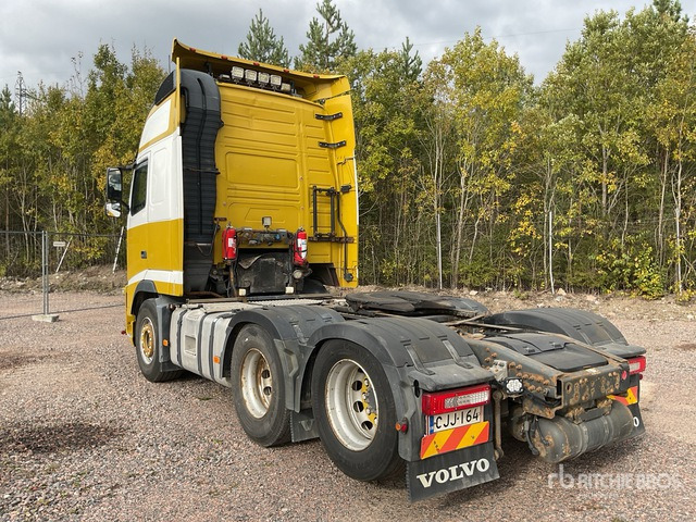 2013 Volvo FH62TB 6x2 T/A Sleeper Truck Tractor - Vetopöytäauto: kuva 2013 Volvo FH62TB 6x2 T/A Sleeper Truck Tractor - Vetopöytäauto 2013 Volvo FH62TB 6x2 T/A Sleeper Truck Tractor - Vetopöytäauto: kuva 2013 Volvo FH62TB 6x2 T/A Sleeper Truck Tractor - Vetopöytäauto
