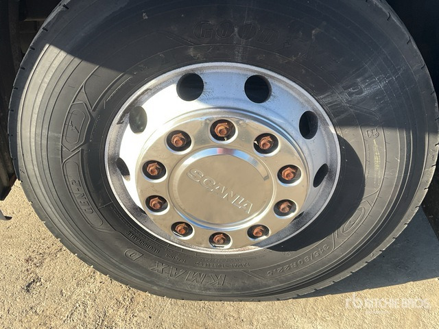 2014 Scania R490 4x2 S/A Sleeper Truck Tractor - Vetopöytäauto: kuva 2014 Scania R490 4x2 S/A Sleeper Truck Tractor - Vetopöytäauto 2014 Scania R490 4x2 S/A Sleeper Truck Tractor - Vetopöytäauto: kuva 2014 Scania R490 4x2 S/A Sleeper Truck Tractor - Vetopöytäauto