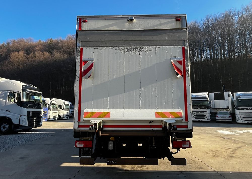 DAF CF 370 // 2017 Rok // 4x2 // Chłodnia Carrier Supra 1150 // Kabina Sypialna // Winda // - Refrigeraattori kuorma-auto: kuva DAF CF 370 // 2017 Rok // 4x2 // Chłodnia Carrier Supra 1150 // Kabina Sypialna // Winda // - Refrigeraattori kuorma-auto DAF CF 370 // 2017 Rok // 4x2 // Chłodnia Carrier Supra 1150 // Kabina Sypialna // Winda // - Refrigeraattori kuorma-auto: kuva DAF CF 370 // 2017 Rok // 4x2 // Chłodnia Carrier Supra 1150 // Kabina Sypialna // Winda // - Refrigeraattori kuorma-auto