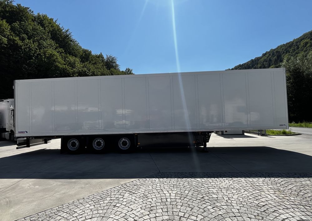 Schmitz Cargobull Chłodnia // 2010 Rok // 2 osie podnoszone // Doppelstock // Kosz paletowy // - Refrigeraattori puoliperävaunu: kuva  Schmitz Cargobull Chłodnia // 2010 Rok // 2 osie podnoszone // Doppelstock // Kosz paletowy // - Refrigeraattori puoliperävaunu Schmitz Cargobull Chłodnia // 2010 Rok // 2 osie podnoszone // Doppelstock // Kosz paletowy // - Refrigeraattori puoliperävaunu: kuva  Schmitz Cargobull Chłodnia // 2010 Rok // 2 osie podnoszone // Doppelstock // Kosz paletowy // - Refrigeraattori puoliperävaunu