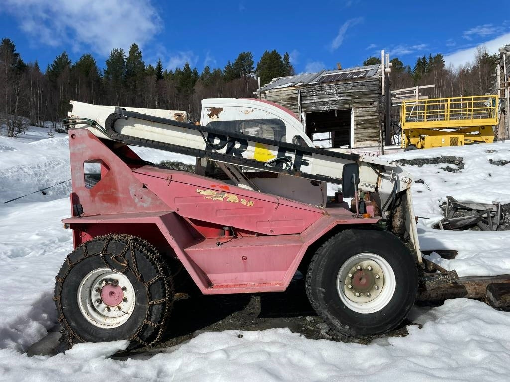 Merlo SM25 - Kurottaja: kuva Merlo SM25 - Kurottaja Merlo SM25 - Kurottaja: kuva Merlo SM25 - Kurottaja