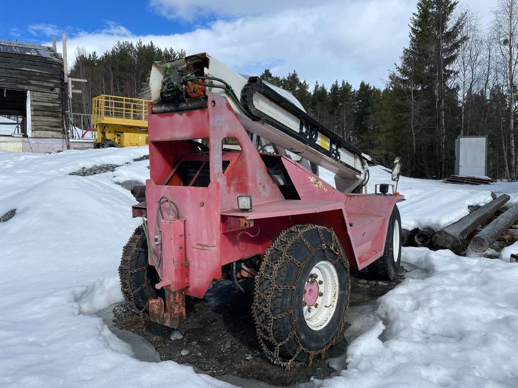 Merlo SM25 - Kurottaja: kuva Merlo SM25 - Kurottaja Merlo SM25 - Kurottaja: kuva Merlo SM25 - Kurottaja