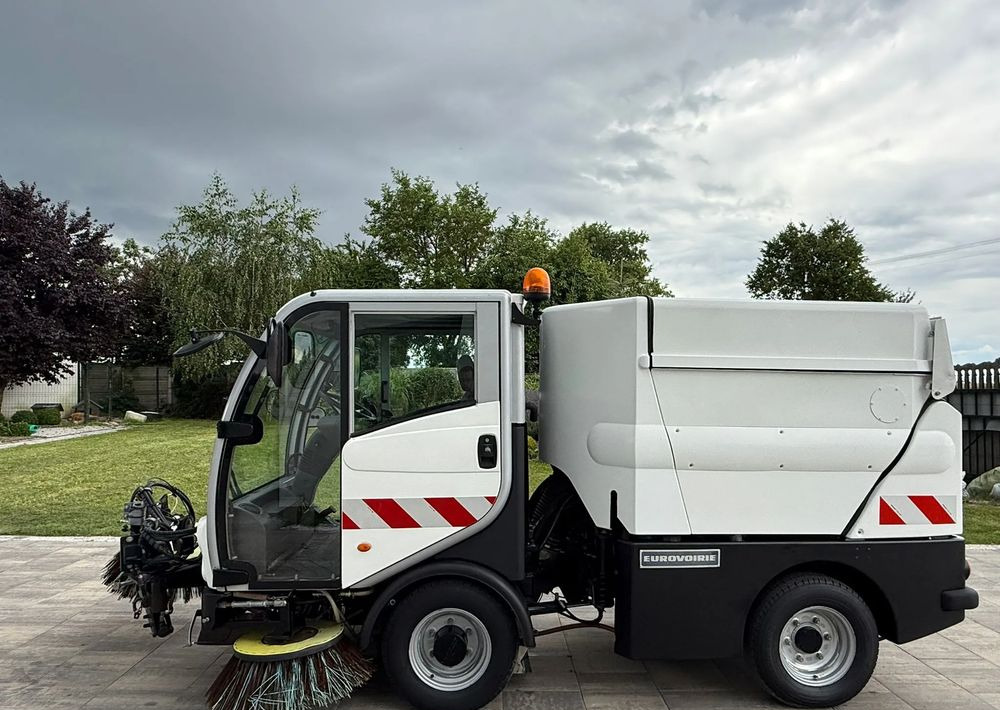 Inny Bucher CityCat 2020 - Roska-auto: kuva Inny Bucher CityCat 2020 - Roska-auto Inny Bucher CityCat 2020 - Roska-auto: kuva Inny Bucher CityCat 2020 - Roska-auto