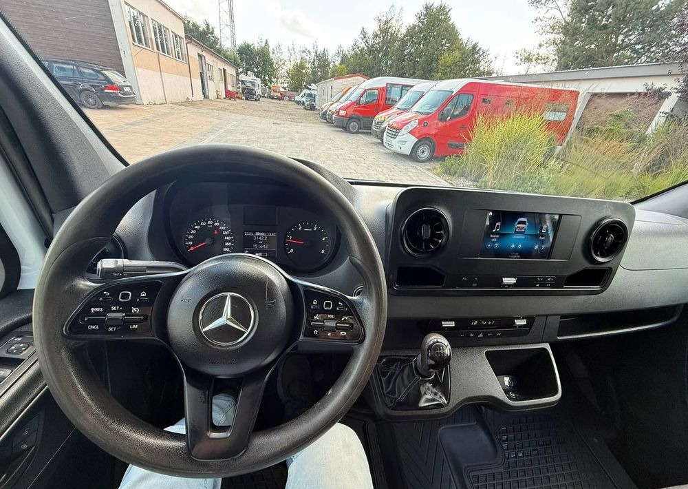 Jatko-ohjaamo kevyt kuorma-auto Mercedes-Benz Sprinter 314 CDI: kuva Jatko-ohjaamo kevyt kuorma-auto Mercedes-Benz Sprinter 314 CDI