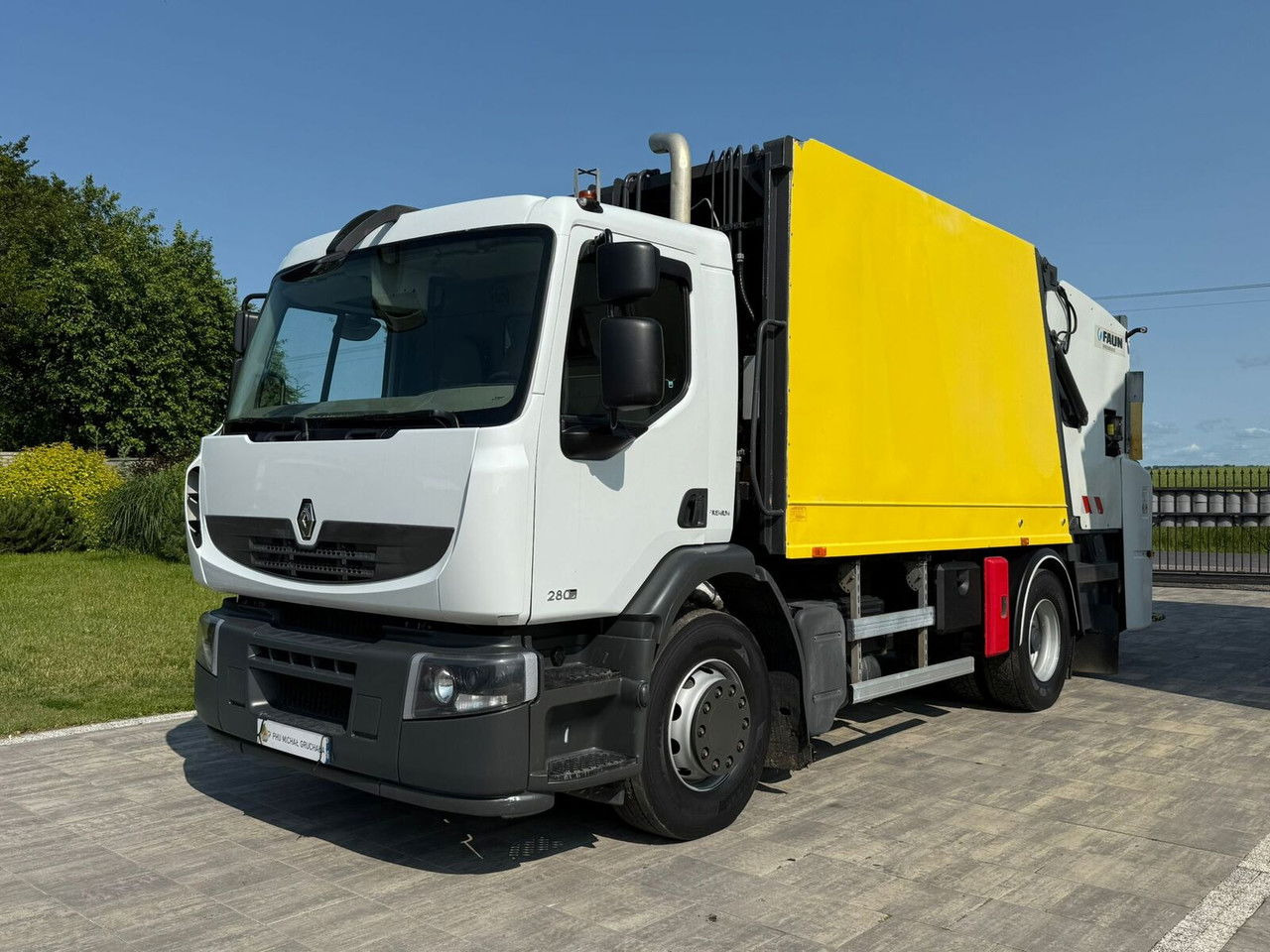 Renault Premium 280 DXI Śmieciarka Faun VR5.Untr Tylko 263TYS Przebiegu - Roska-auto: kuva Renault Premium 280 DXI Śmieciarka Faun VR5.Untr Tylko 263TYS Przebiegu - Roska-auto Renault Premium 280 DXI Śmieciarka Faun VR5.Untr Tylko 263TYS Przebiegu - Roska-auto: kuva Renault Premium 280 DXI Śmieciarka Faun VR5.Untr Tylko 263TYS Przebiegu - Roska-auto