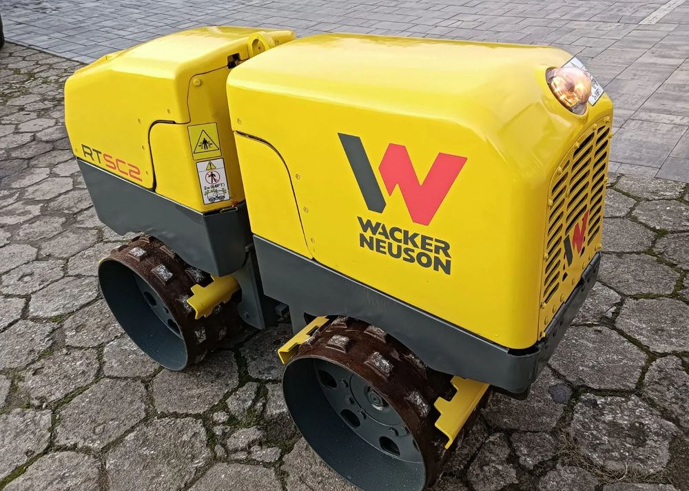 Wacker Neuson RTSC2 - Minijyrä: kuva Wacker Neuson RTSC2 - Minijyrä Wacker Neuson RTSC2 - Minijyrä: kuva Wacker Neuson RTSC2 - Minijyrä