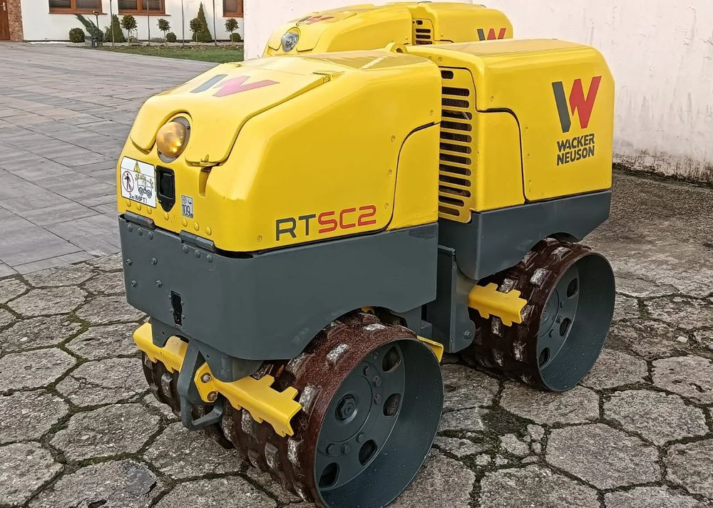 Wacker Neuson RTSC2 - Minijyrä: kuva Wacker Neuson RTSC2 - Minijyrä Wacker Neuson RTSC2 - Minijyrä: kuva Wacker Neuson RTSC2 - Minijyrä