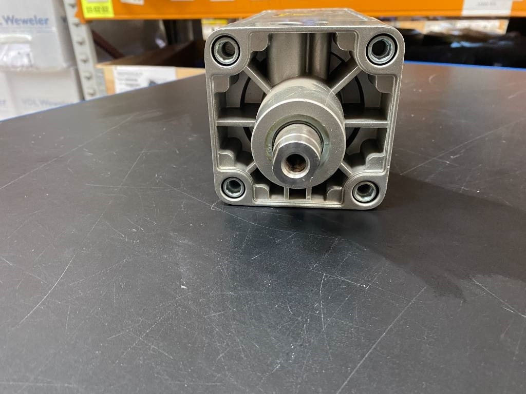 Pneumatic Cylinder - Hydrauliikka - Kuorma-auto: kuva Pneumatic Cylinder - Hydrauliikka - Kuorma-auto Pneumatic Cylinder - Hydrauliikka - Kuorma-auto: kuva Pneumatic Cylinder - Hydrauliikka - Kuorma-auto