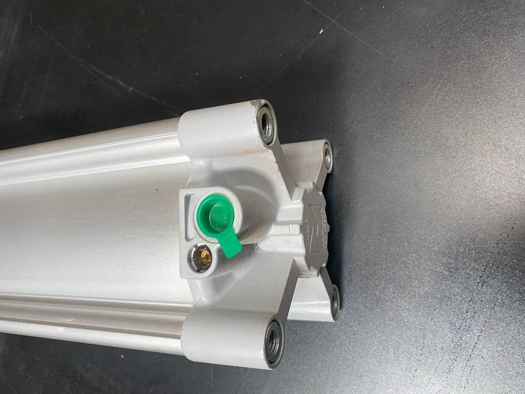 Pneumatic Cylinder - Hydrauliikka - Kuorma-auto: kuva Pneumatic Cylinder - Hydrauliikka - Kuorma-auto Pneumatic Cylinder - Hydrauliikka - Kuorma-auto: kuva Pneumatic Cylinder - Hydrauliikka - Kuorma-auto