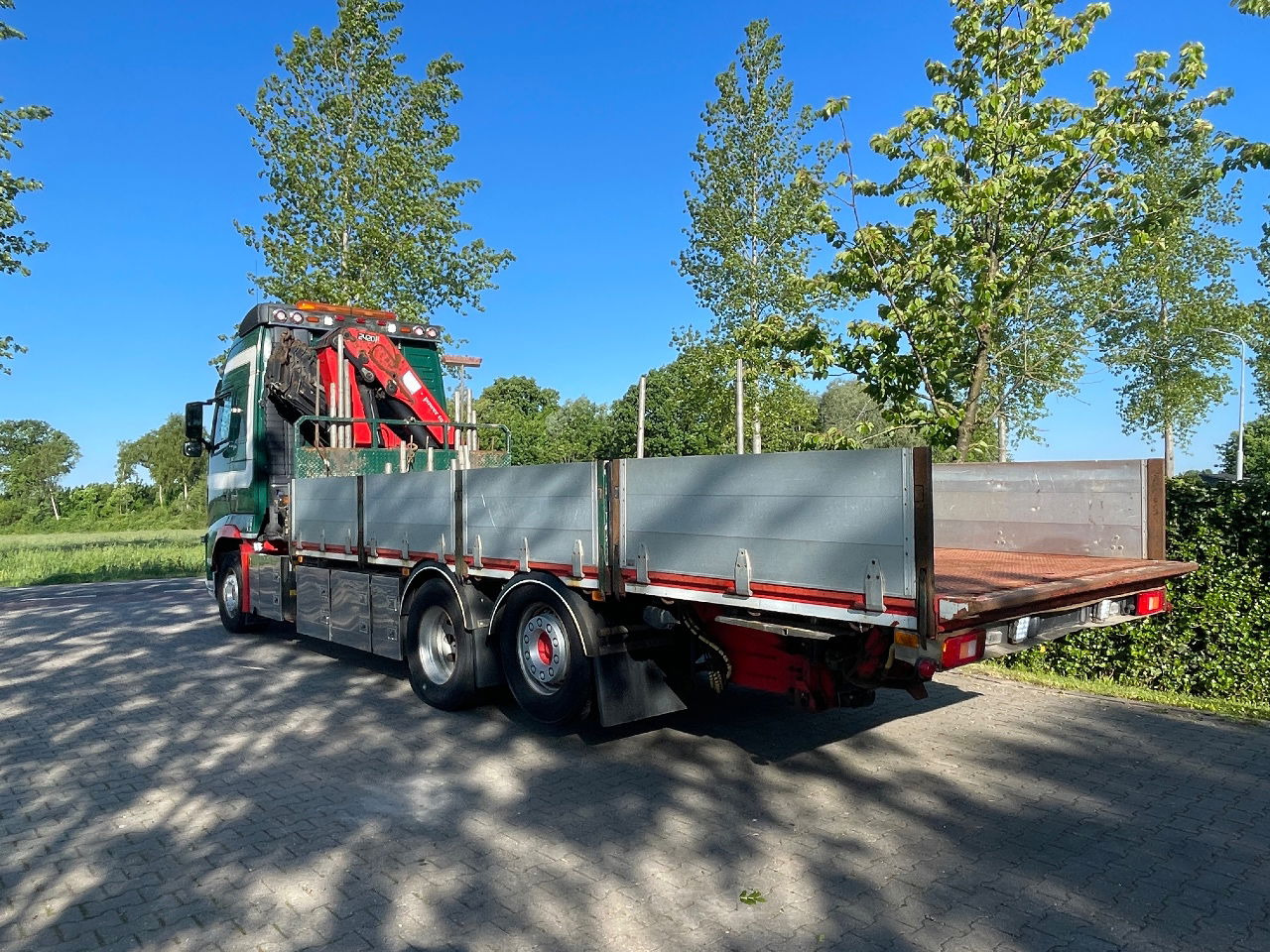 Volvo FH 13.500 HMF 2420 K5 crane, winch, and extendable deck - Nosturiauto: kuva Volvo FH 13.500 HMF 2420 K5 crane, winch, and extendable deck - Nosturiauto Volvo FH 13.500 HMF 2420 K5 crane, winch, and extendable deck - Nosturiauto: kuva Volvo FH 13.500 HMF 2420 K5 crane, winch, and extendable deck - Nosturiauto