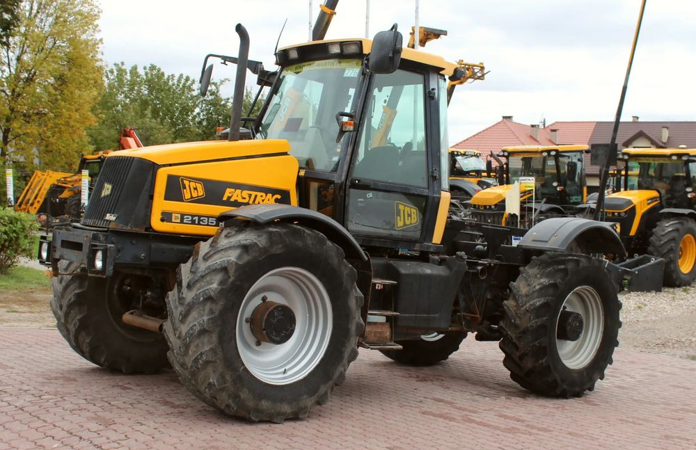JCB Fastrac 2135 - Traktori: kuva JCB Fastrac 2135 - Traktori JCB Fastrac 2135 - Traktori: kuva JCB Fastrac 2135 - Traktori