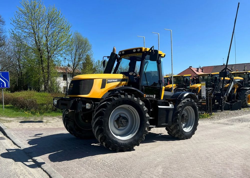JCB Fastrac 2170 - Traktori: kuva JCB Fastrac 2170 - Traktori JCB Fastrac 2170 - Traktori: kuva JCB Fastrac 2170 - Traktori