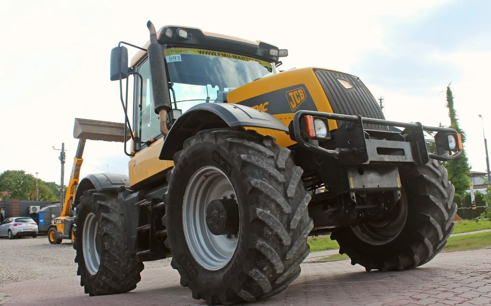 JCB Fastrac 3185 - Traktori: kuva JCB Fastrac 3185 - Traktori JCB Fastrac 3185 - Traktori: kuva JCB Fastrac 3185 - Traktori