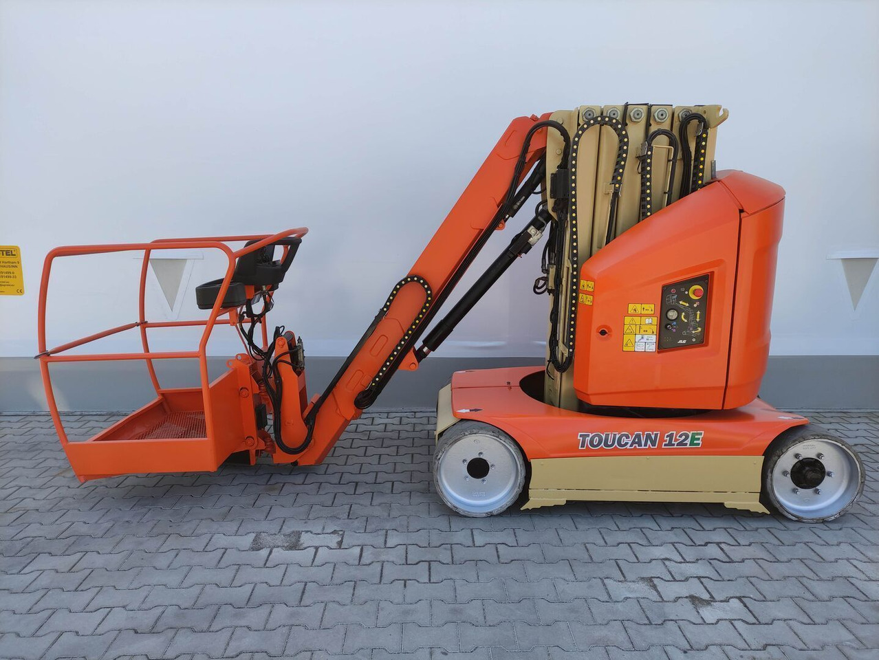 JLG Toucan 12 E (LACK NEU) - Pystymastonostin: kuva JLG Toucan 12 E (LACK NEU) - Pystymastonostin JLG Toucan 12 E (LACK NEU) - Pystymastonostin: kuva JLG Toucan 12 E (LACK NEU) - Pystymastonostin