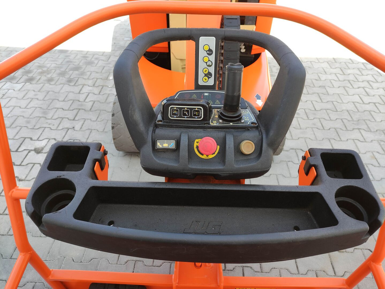 JLG Toucan 12 E (LACK NEU) - Pystymastonostin: kuva JLG Toucan 12 E (LACK NEU) - Pystymastonostin JLG Toucan 12 E (LACK NEU) - Pystymastonostin: kuva JLG Toucan 12 E (LACK NEU) - Pystymastonostin