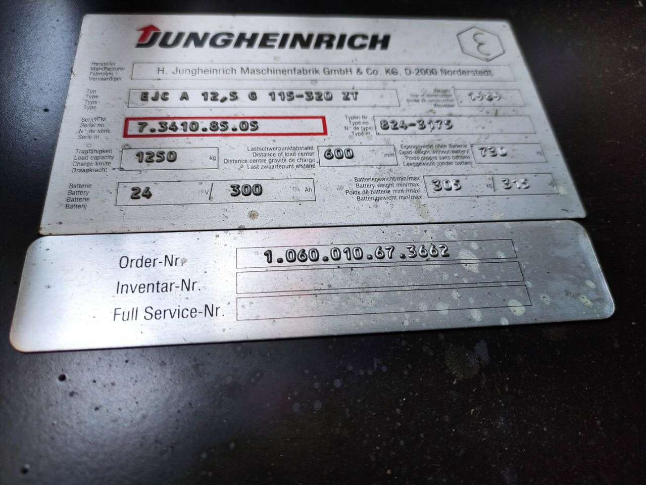 Jungheinrich EJC A12.5 G - Pinoamistrukki: kuva Jungheinrich EJC A12.5 G - Pinoamistrukki Jungheinrich EJC A12.5 G - Pinoamistrukki: kuva Jungheinrich EJC A12.5 G - Pinoamistrukki