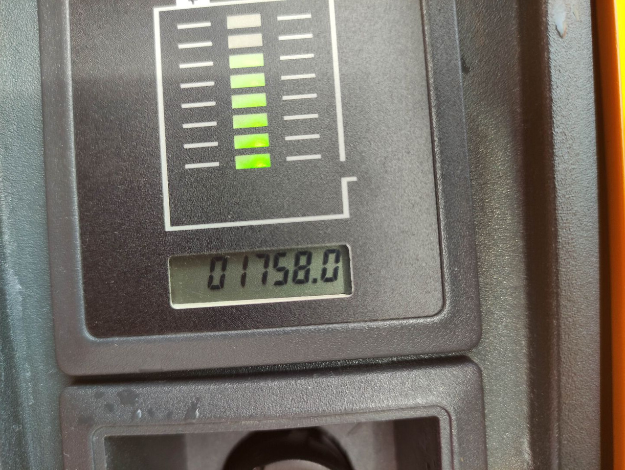 Haarukkavaunu Jungheinrich EJE 116: kuva Haarukkavaunu Jungheinrich EJE 116