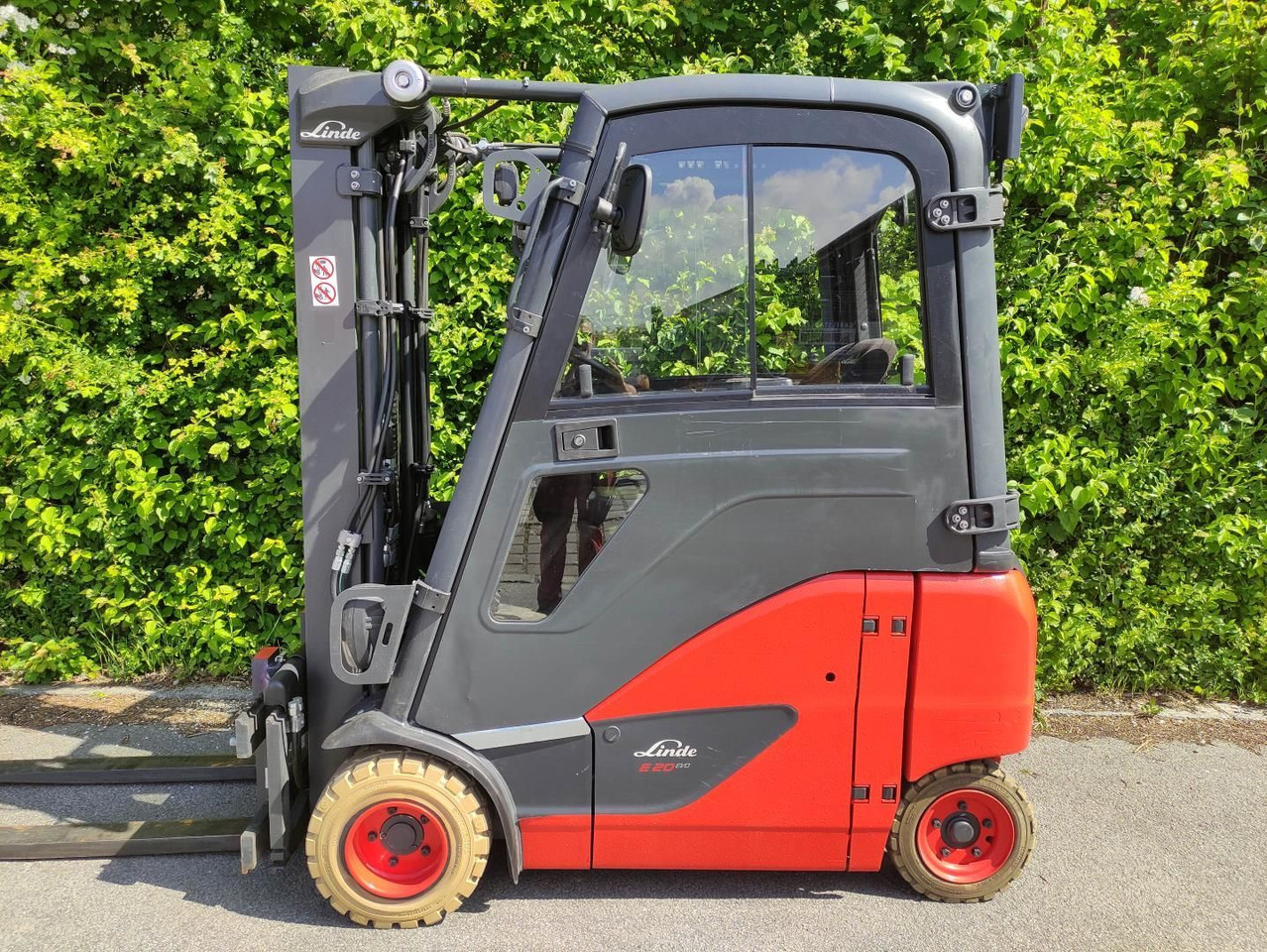 Linde E20PH-02-386-EVO - Sähkötrukki: kuva Linde E20PH-02-386-EVO - Sähkötrukki Linde E20PH-02-386-EVO - Sähkötrukki: kuva Linde E20PH-02-386-EVO - Sähkötrukki