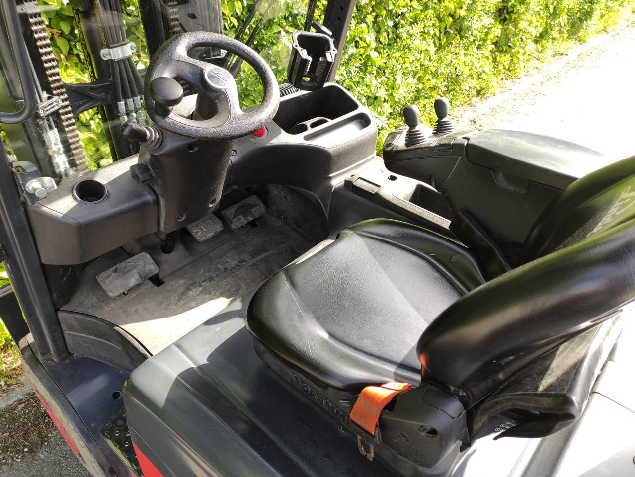 Linde E30HL-01/600-387 - Sähkötrukki: kuva Linde E30HL-01/600-387 - Sähkötrukki Linde E30HL-01/600-387 - Sähkötrukki: kuva Linde E30HL-01/600-387 - Sähkötrukki