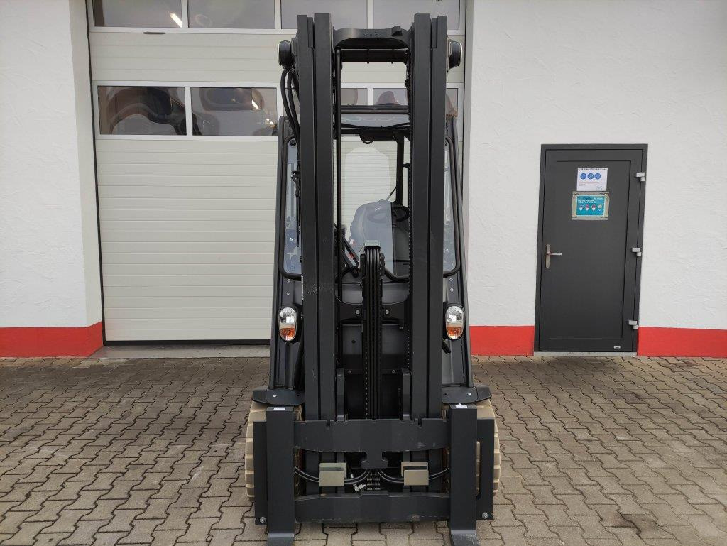 Linde E35HL-01-387 *Batterie NEU* - Sähkötrukki: kuva Linde E35HL-01-387 *Batterie NEU* - Sähkötrukki Linde E35HL-01-387 *Batterie NEU* - Sähkötrukki: kuva Linde E35HL-01-387 *Batterie NEU* - Sähkötrukki