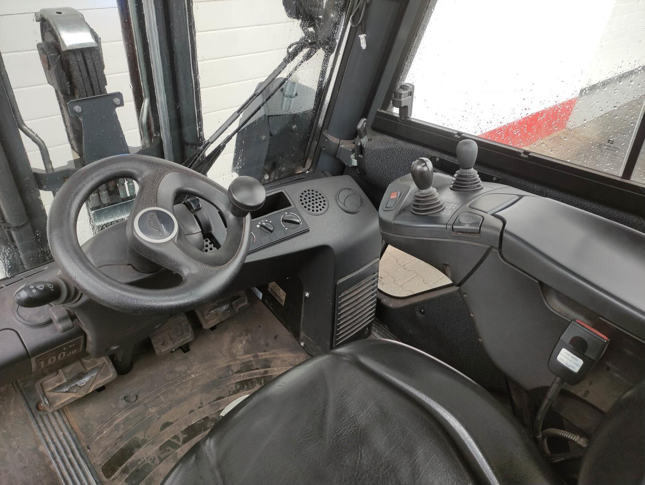 Linde H25D-02-392 EVO - Dieseltrukki: kuva Linde H25D-02-392 EVO - Dieseltrukki Linde H25D-02-392 EVO - Dieseltrukki: kuva Linde H25D-02-392 EVO - Dieseltrukki