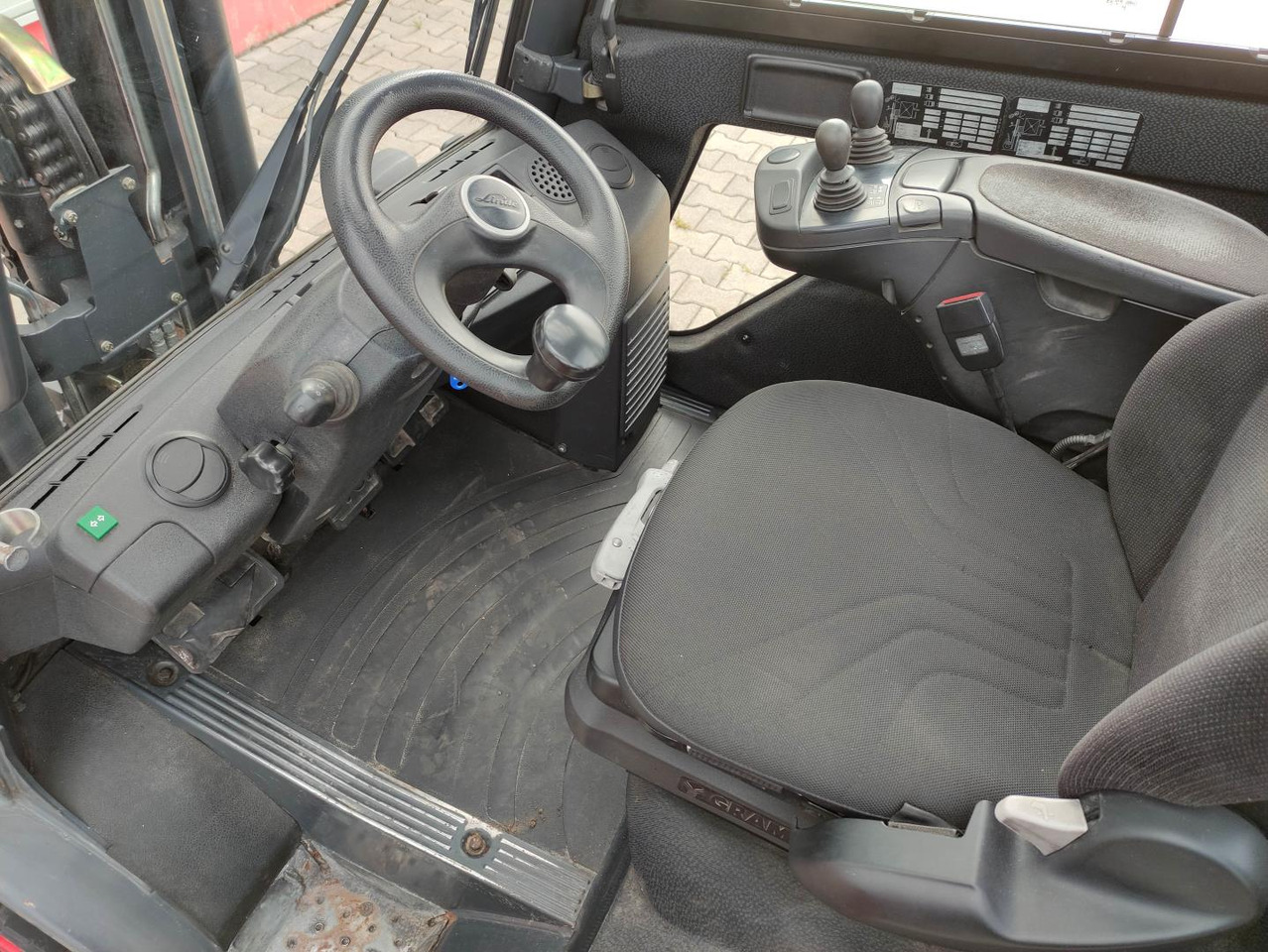 Linde H35D-02-393-EVO - Dieseltrukki: kuva Linde H35D-02-393-EVO - Dieseltrukki Linde H35D-02-393-EVO - Dieseltrukki: kuva Linde H35D-02-393-EVO - Dieseltrukki