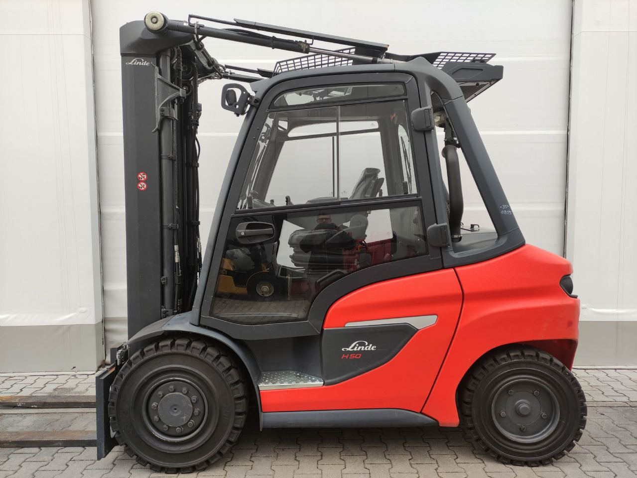 Linde H50D-1204 - Dieseltrukki: kuva Linde H50D-1204 - Dieseltrukki Linde H50D-1204 - Dieseltrukki: kuva Linde H50D-1204 - Dieseltrukki