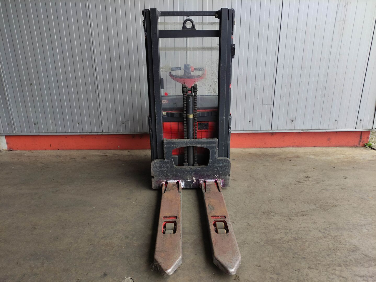 Linde L14-372 - Pinoamistrukki: kuva Linde L14-372 - Pinoamistrukki Linde L14-372 - Pinoamistrukki: kuva Linde L14-372 - Pinoamistrukki