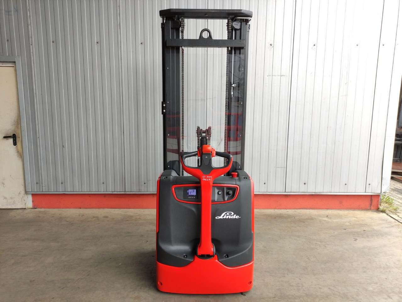 Linde L14i-1173 - Pinoamistrukki: kuva Linde L14i-1173 - Pinoamistrukki Linde L14i-1173 - Pinoamistrukki: kuva Linde L14i-1173 - Pinoamistrukki