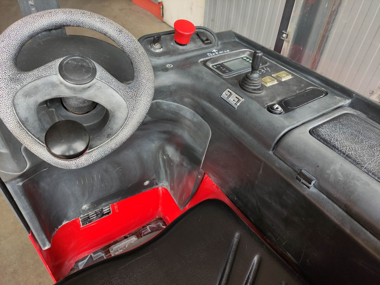 Linde L16 R - Pinoamistrukki: kuva Linde L16 R - Pinoamistrukki Linde L16 R - Pinoamistrukki: kuva Linde L16 R - Pinoamistrukki