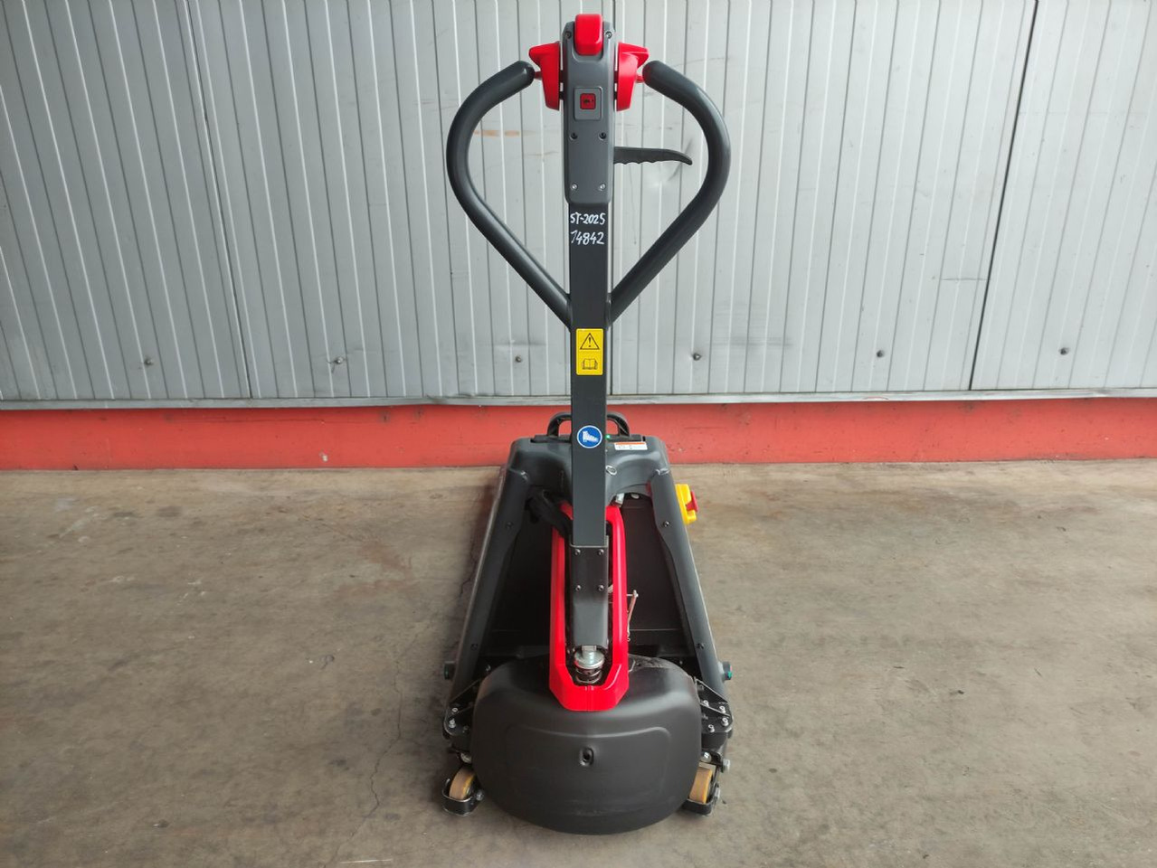 Linde MT15C - Haarukkavaunu: kuva Linde MT15C - Haarukkavaunu Linde MT15C - Haarukkavaunu: kuva Linde MT15C - Haarukkavaunu