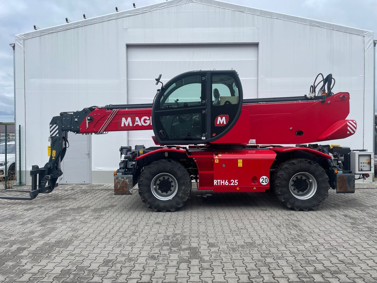 Magni RTH 6.25-DID - Kurottaja: kuva Magni RTH 6.25-DID - Kurottaja Magni RTH 6.25-DID - Kurottaja: kuva Magni RTH 6.25-DID - Kurottaja