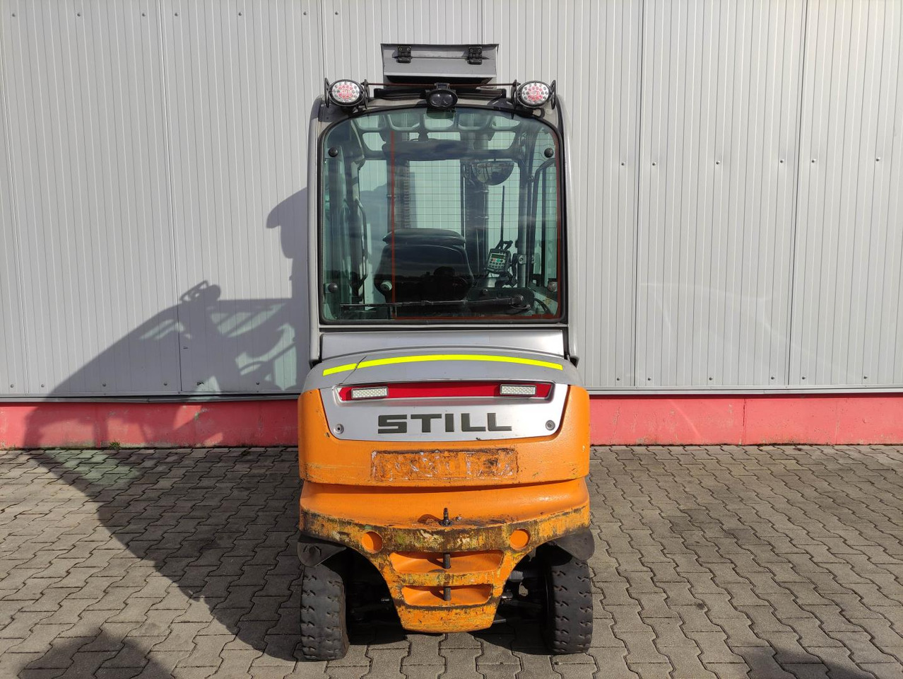 Still RX60-35 - Sähkötrukki: kuva Still RX60-35 - Sähkötrukki Still RX60-35 - Sähkötrukki: kuva Still RX60-35 - Sähkötrukki