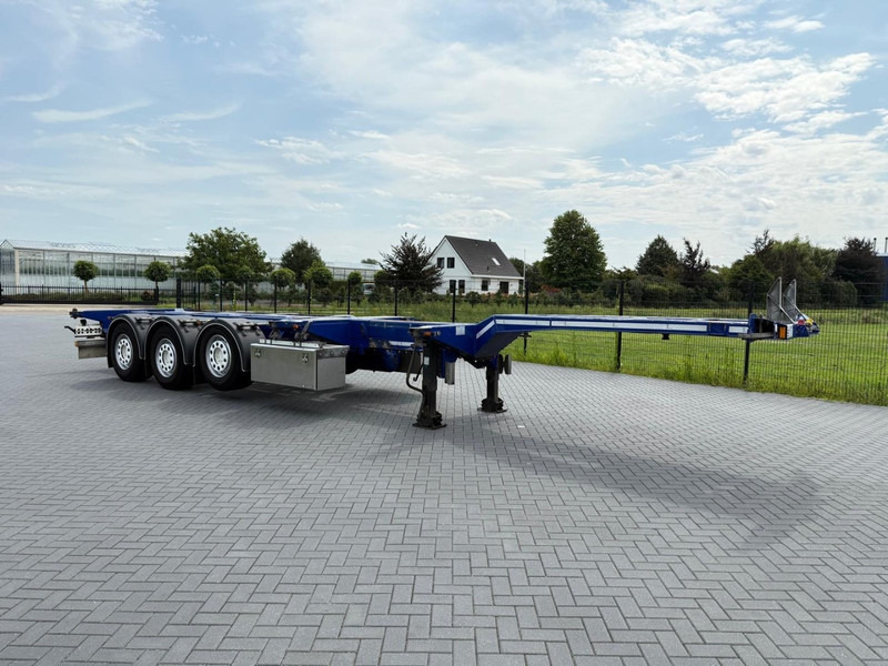 D-Tec FLEXITRAILER GESCOPEERD, 20, 40 FT, MULTI UITSCHUIFBAAR, 1 LIFTAS. - Konttialus/ Vaihtokuormatilat puoliperävaunu: kuva D-Tec FLEXITRAILER GESCOPEERD, 20, 40 FT, MULTI UITSCHUIFBAAR, 1 LIFTAS. - Konttialus/ Vaihtokuormatilat puoliperävaunu D-Tec FLEXITRAILER GESCOPEERD, 20, 40 FT, MULTI UITSCHUIFBAAR, 1 LIFTAS. - Konttialus/ Vaihtokuormatilat puoliperävaunu: kuva D-Tec FLEXITRAILER GESCOPEERD, 20, 40 FT, MULTI UITSCHUIFBAAR, 1 LIFTAS. - Konttialus/ Vaihtokuormatilat puoliperävaunu