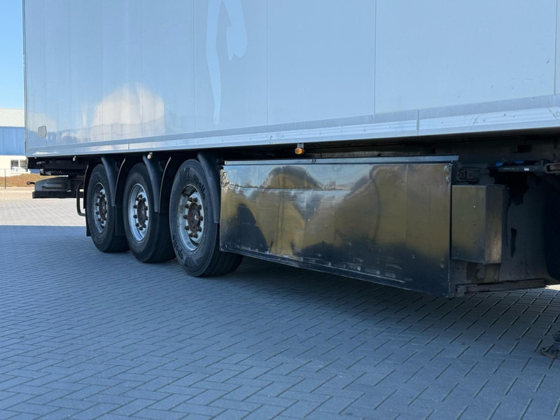 Kögel SVA 24 STANDARD NL FRIGO TRAILER, APK 13-11-2025, CARRIER. - Refrigeraattori puoliperävaunu: kuva Kögel SVA 24 STANDARD NL FRIGO TRAILER, APK 13-11-2025, CARRIER. - Refrigeraattori puoliperävaunu Kögel SVA 24 STANDARD NL FRIGO TRAILER, APK 13-11-2025, CARRIER. - Refrigeraattori puoliperävaunu: kuva Kögel SVA 24 STANDARD NL FRIGO TRAILER, APK 13-11-2025, CARRIER. - Refrigeraattori puoliperävaunu
