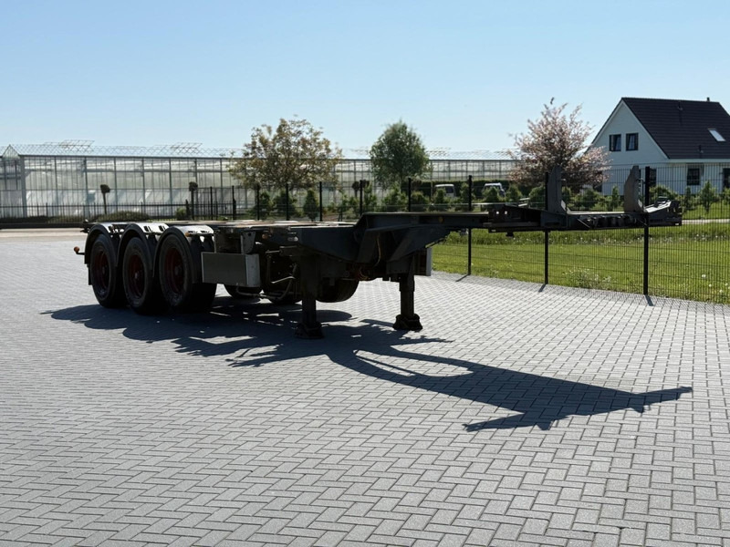 Pacton T3-010 20,40,45 FT, MULTI CHASSIS, APK GEKEURD. - Konttialus/ Vaihtokuormatilat puoliperävaunu: kuva Pacton T3-010 20,40,45 FT, MULTI CHASSIS, APK GEKEURD. - Konttialus/ Vaihtokuormatilat puoliperävaunu Pacton T3-010 20,40,45 FT, MULTI CHASSIS, APK GEKEURD. - Konttialus/ Vaihtokuormatilat puoliperävaunu: kuva Pacton T3-010 20,40,45 FT, MULTI CHASSIS, APK GEKEURD. - Konttialus/ Vaihtokuormatilat puoliperävaunu