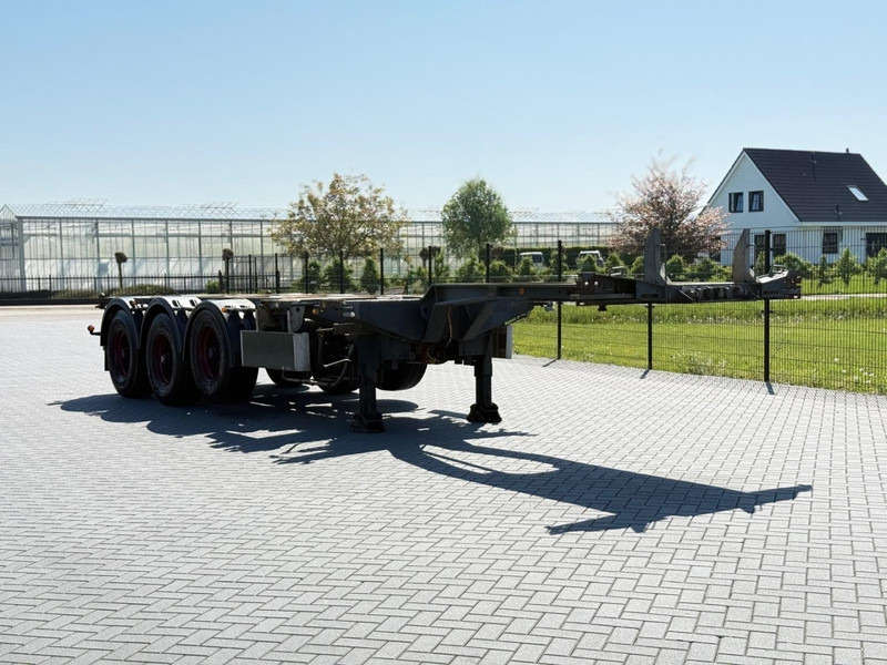Pacton T3-010 20,40,45 FT, MULTI CHASSIS, APK GEKEURD. - Konttialus/ Vaihtokuormatilat puoliperävaunu: kuva Pacton T3-010 20,40,45 FT, MULTI CHASSIS, APK GEKEURD. - Konttialus/ Vaihtokuormatilat puoliperävaunu Pacton T3-010 20,40,45 FT, MULTI CHASSIS, APK GEKEURD. - Konttialus/ Vaihtokuormatilat puoliperävaunu: kuva Pacton T3-010 20,40,45 FT, MULTI CHASSIS, APK GEKEURD. - Konttialus/ Vaihtokuormatilat puoliperävaunu