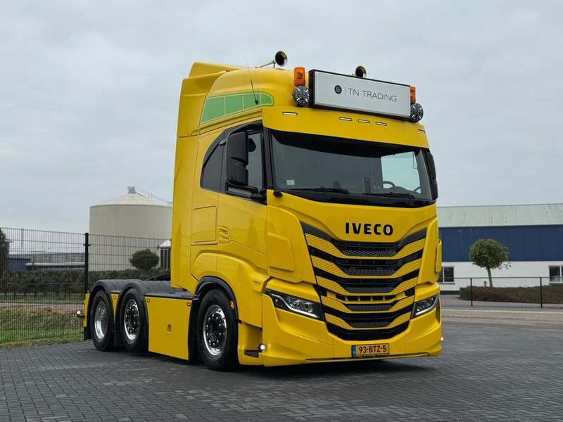 Iveco AS440STX/FP GESTUURDE VOORLOPER, ALCOA, LEATHER, SHOW, 480 PK. - Vetopöytäauto: kuva Iveco AS440STX/FP GESTUURDE VOORLOPER, ALCOA, LEATHER, SHOW, 480 PK. - Vetopöytäauto Iveco AS440STX/FP GESTUURDE VOORLOPER, ALCOA, LEATHER, SHOW, 480 PK. - Vetopöytäauto: kuva Iveco AS440STX/FP GESTUURDE VOORLOPER, ALCOA, LEATHER, SHOW, 480 PK. - Vetopöytäauto