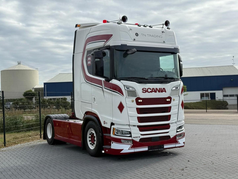 Scania 500S NGS FULL AIR, RETARDER, 2 TANKS, EURO 6D, PERFECT CONDITION. - Vetopöytäauto: kuva Scania 500S NGS FULL AIR, RETARDER, 2 TANKS, EURO 6D, PERFECT CONDITION. - Vetopöytäauto Scania 500S NGS FULL AIR, RETARDER, 2 TANKS, EURO 6D, PERFECT CONDITION. - Vetopöytäauto: kuva Scania 500S NGS FULL AIR, RETARDER, 2 TANKS, EURO 6D, PERFECT CONDITION. - Vetopöytäauto