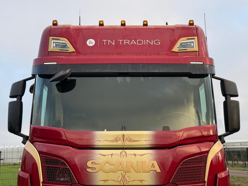 Scania R410 VOLLUCHT, 2 TANKS, LEER, ALCOA, SMART 2 TACHO, LEDER. - Vetopöytäauto: kuva Scania R410 VOLLUCHT, 2 TANKS, LEER, ALCOA, SMART 2 TACHO, LEDER. - Vetopöytäauto Scania R410 VOLLUCHT, 2 TANKS, LEER, ALCOA, SMART 2 TACHO, LEDER. - Vetopöytäauto: kuva Scania R410 VOLLUCHT, 2 TANKS, LEER, ALCOA, SMART 2 TACHO, LEDER. - Vetopöytäauto
