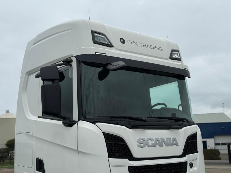 Scania R450 RETARDER, TWEE TANKS, GESTUURDE VOORLOPER, TOP! - Vetopöytäauto: kuva Scania R450 RETARDER, TWEE TANKS, GESTUURDE VOORLOPER, TOP! - Vetopöytäauto Scania R450 RETARDER, TWEE TANKS, GESTUURDE VOORLOPER, TOP! - Vetopöytäauto: kuva Scania R450 RETARDER, TWEE TANKS, GESTUURDE VOORLOPER, TOP! - Vetopöytäauto