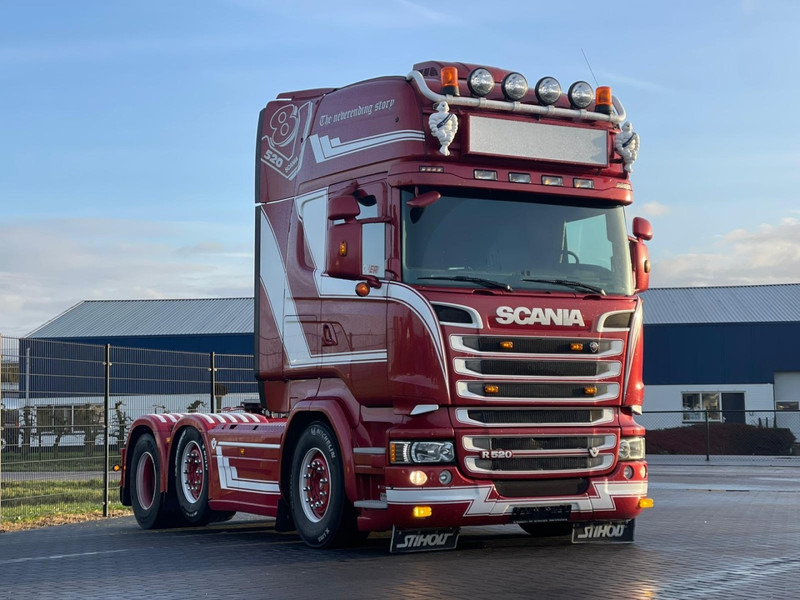 Vetopöytäauto Scania R520 6X2/4, VOLLUCHT, SHOWTRUCK, LEER, RETARDER.: kuva Vetopöytäauto Scania R520 6X2/4, VOLLUCHT, SHOWTRUCK, LEER, RETARDER.