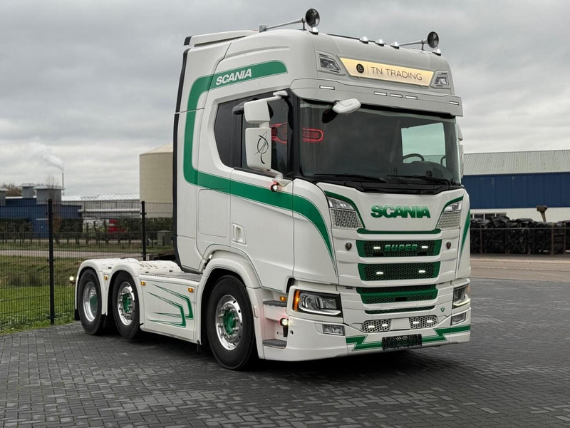 Scania R660 FULL AIR, LEATHER, ALCOA, SHOW INTERIOR, TOP. - Vetopöytäauto: kuva Scania R660 FULL AIR, LEATHER, ALCOA, SHOW INTERIOR, TOP. - Vetopöytäauto Scania R660 FULL AIR, LEATHER, ALCOA, SHOW INTERIOR, TOP. - Vetopöytäauto: kuva Scania R660 FULL AIR, LEATHER, ALCOA, SHOW INTERIOR, TOP. - Vetopöytäauto