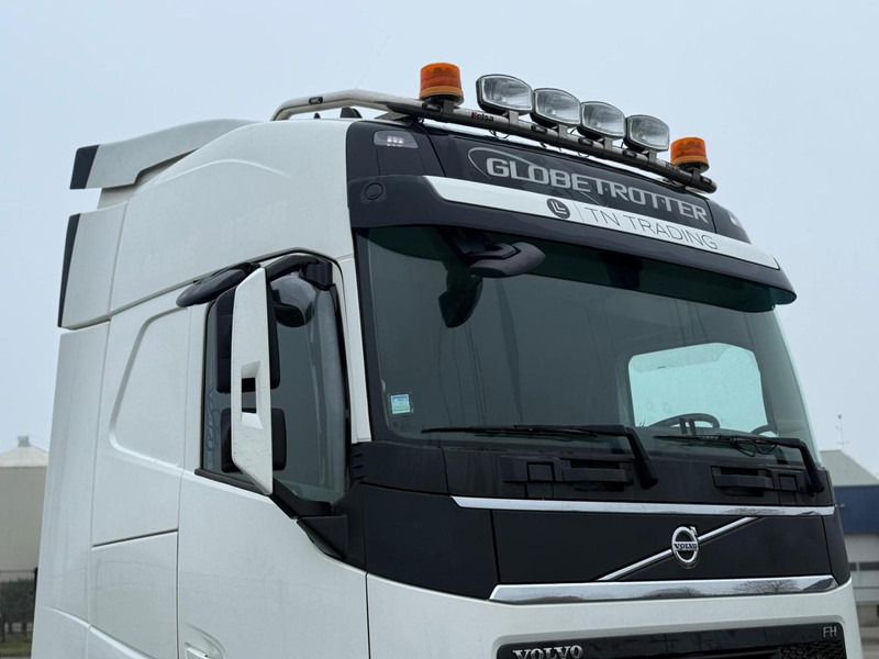 Volvo FH 13.460 6x2/4, I-SAVE, I-PARK COOL, GESTUURD. - Vetopöytäauto: kuva Volvo FH 13.460 6x2/4, I-SAVE, I-PARK COOL, GESTUURD. - Vetopöytäauto Volvo FH 13.460 6x2/4, I-SAVE, I-PARK COOL, GESTUURD. - Vetopöytäauto: kuva Volvo FH 13.460 6x2/4, I-SAVE, I-PARK COOL, GESTUURD. - Vetopöytäauto