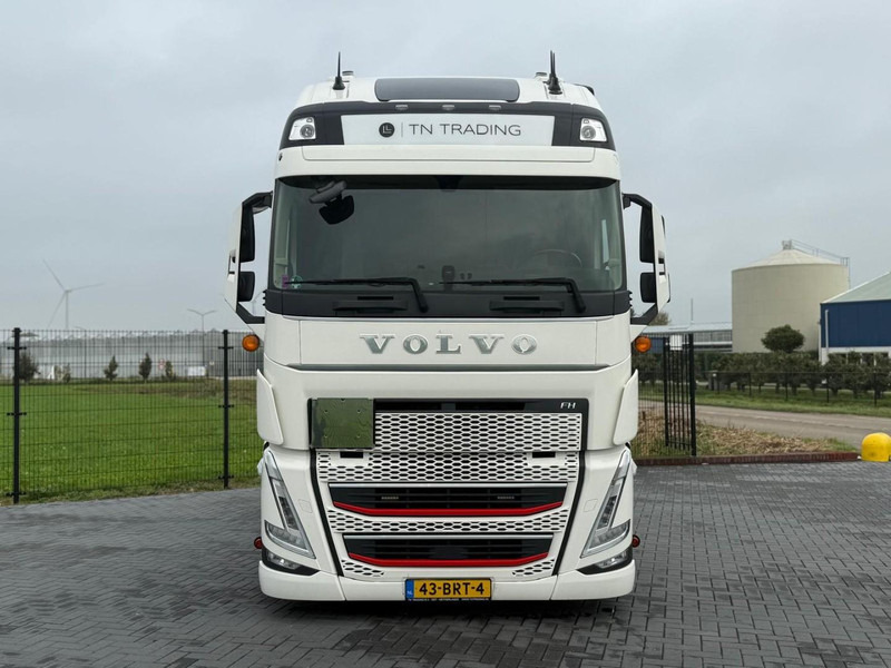 Volvo FH 13.460XL Turbocompound, leer, vollucht, 2 tanks, dubbel glas, vol spoiler. - Vetopöytäauto: kuva Volvo FH 13.460XL Turbocompound, leer, vollucht, 2 tanks, dubbel glas, vol spoiler. - Vetopöytäauto Volvo FH 13.460XL Turbocompound, leer, vollucht, 2 tanks, dubbel glas, vol spoiler. - Vetopöytäauto: kuva Volvo FH 13.460XL Turbocompound, leer, vollucht, 2 tanks, dubbel glas, vol spoiler. - Vetopöytäauto
