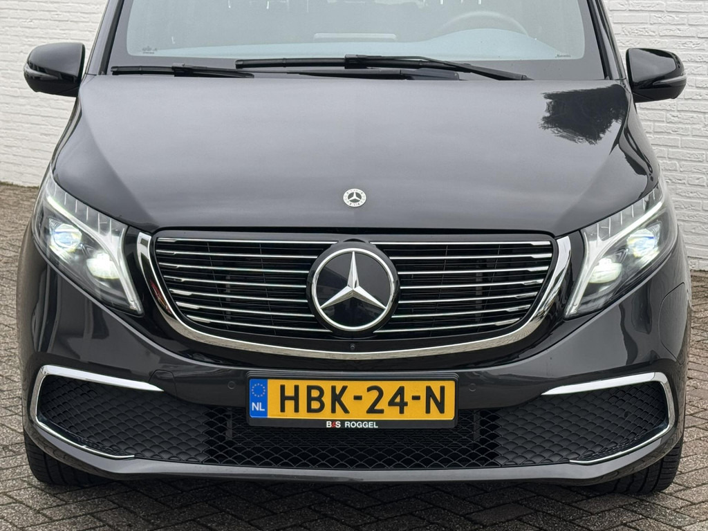 Mercedes-Benz EQV-300 L2 Avantgarde Burmester 7 persoons Stoelkoeling Elektrische schuifdeuren Middenconsole - Pikkubussi: kuva Mercedes-Benz EQV-300 L2 Avantgarde Burmester 7 persoons Stoelkoeling Elektrische schuifdeuren Middenconsole - Pikkubussi Mercedes-Benz EQV-300 L2 Avantgarde Burmester 7 persoons Stoelkoeling Elektrische schuifdeuren Middenconsole - Pikkubussi: kuva Mercedes-Benz EQV-300 L2 Avantgarde Burmester 7 persoons Stoelkoeling Elektrische schuifdeuren Middenconsole - Pikkubussi