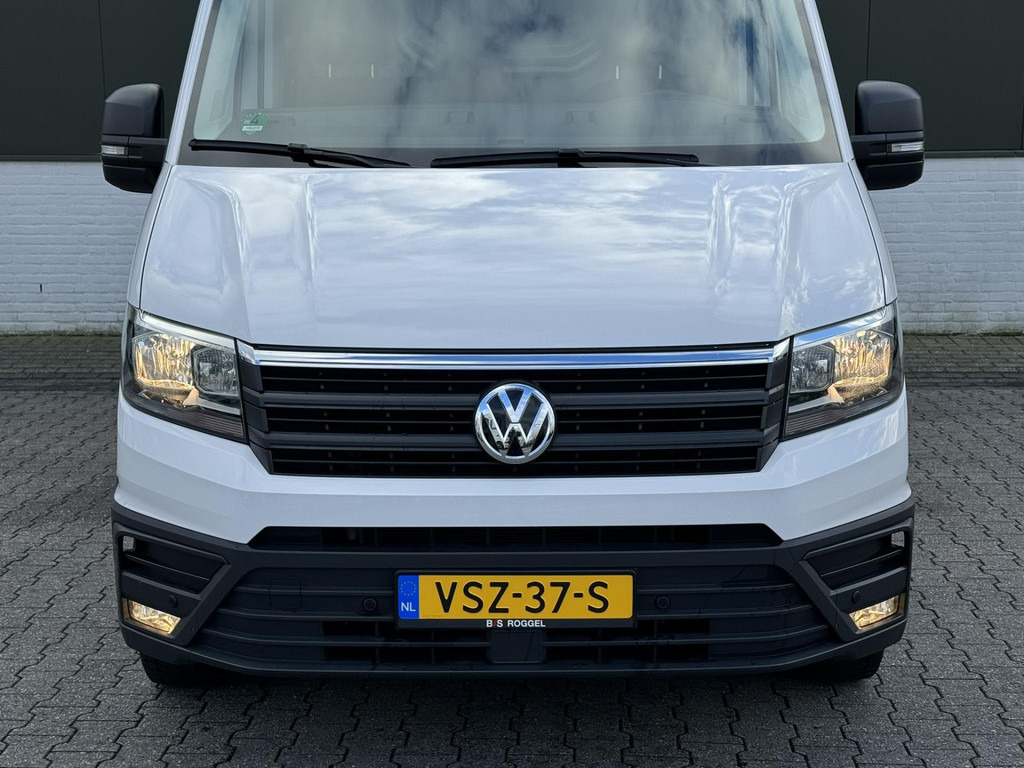 Volkswagen Crafter-30 2.0 TDI L3H3 Highline Carplay DAB Cruise Verwarmde voorruit Trekhaak Lat om Lat - Pakettiauto: kuva Volkswagen Crafter-30 2.0 TDI L3H3 Highline Carplay DAB Cruise Verwarmde voorruit Trekhaak Lat om Lat - Pakettiauto Volkswagen Crafter-30 2.0 TDI L3H3 Highline Carplay DAB Cruise Verwarmde voorruit Trekhaak Lat om Lat - Pakettiauto: kuva Volkswagen Crafter-30 2.0 TDI L3H3 Highline Carplay DAB Cruise Verwarmde voorruit Trekhaak Lat om Lat - Pakettiauto