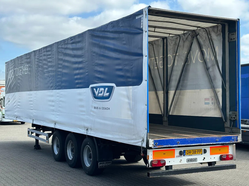 Pacton Schuifkap - Harmonica - Roll-over Huif / BPW-Assen / HH-Vloer - Pressukapellipuoliperävaunu: kuva Pacton Schuifkap - Harmonica - Roll-over Huif / BPW-Assen / HH-Vloer - Pressukapellipuoliperävaunu Pacton Schuifkap - Harmonica - Roll-over Huif / BPW-Assen / HH-Vloer - Pressukapellipuoliperävaunu: kuva Pacton Schuifkap - Harmonica - Roll-over Huif / BPW-Assen / HH-Vloer - Pressukapellipuoliperävaunu