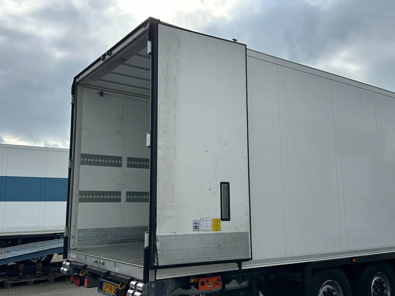 Schmitz Cargobull Thermo King SLXi 300 / Disc-Brakes / Laadklep / APK 9-2026! - Refrigeraattori puoliperävaunu: kuva Schmitz Cargobull Thermo King SLXi 300 / Disc-Brakes / Laadklep / APK 9-2026! - Refrigeraattori puoliperävaunu Schmitz Cargobull Thermo King SLXi 300 / Disc-Brakes / Laadklep / APK 9-2026! - Refrigeraattori puoliperävaunu: kuva Schmitz Cargobull Thermo King SLXi 300 / Disc-Brakes / Laadklep / APK 9-2026! - Refrigeraattori puoliperävaunu
