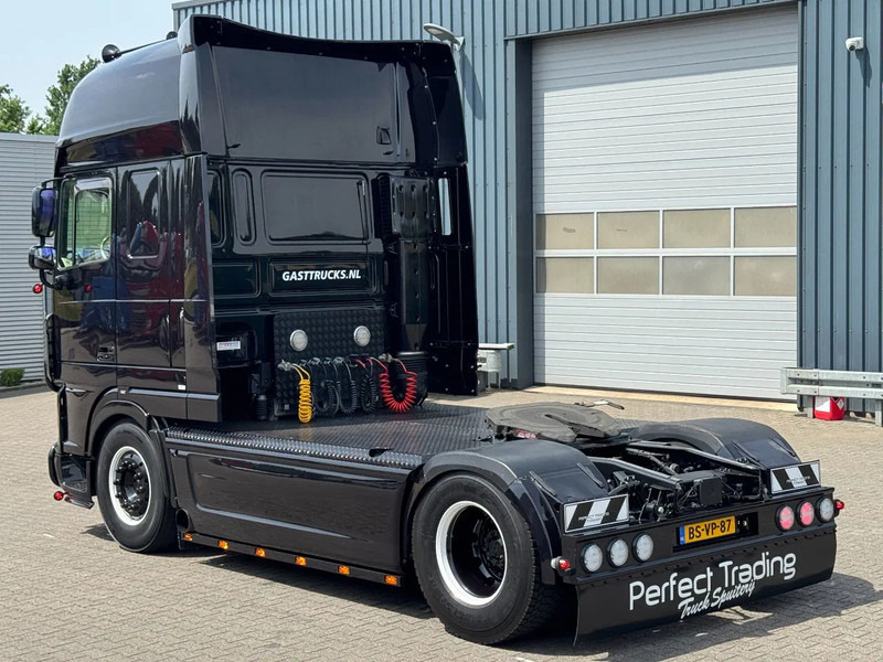 DAF XF 105.460 Super Space Cab Showtruck *TOP* - Vetopöytäauto: kuva DAF XF 105.460 Super Space Cab Showtruck *TOP* - Vetopöytäauto DAF XF 105.460 Super Space Cab Showtruck *TOP* - Vetopöytäauto: kuva DAF XF 105.460 Super Space Cab Showtruck *TOP* - Vetopöytäauto